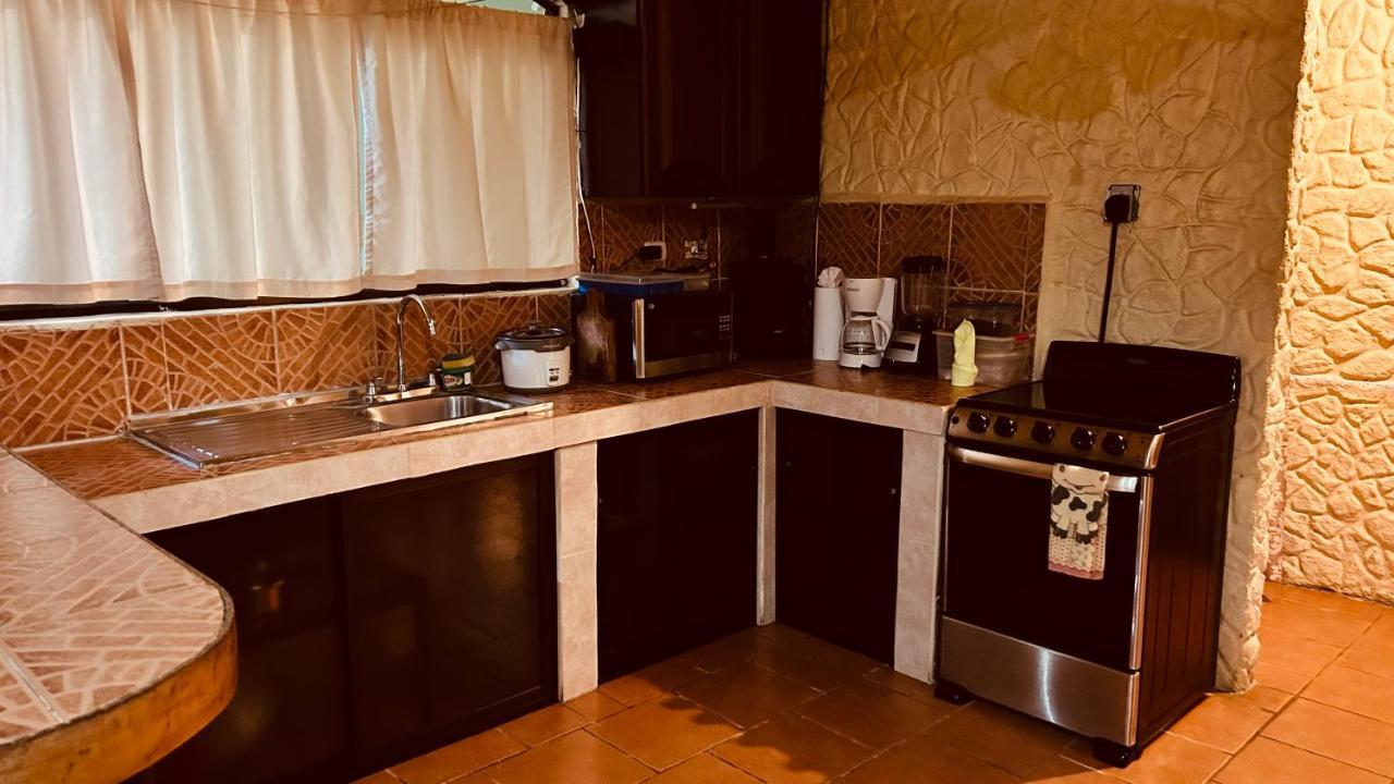 Casa Encantada Offers You Two-Bedroom House, 1 Tiny Apartment & 3 Double Rooms Manuel Antonio Zewnętrze zdjęcie