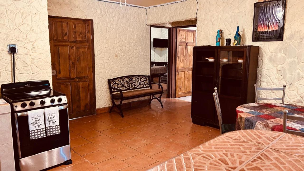 Casa Encantada Offers You Two-Bedroom House, 1 Tiny Apartment & 3 Double Rooms Manuel Antonio Zewnętrze zdjęcie